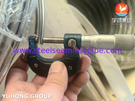 لوله کویل بدون درز فولاد ضد زنگ درجه TP304 / 304L و TP316 / 316L ترشی / سطح روشن آنیل ASME SA213
