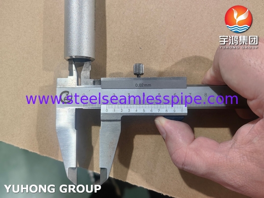 ASME B36.10 لوله پستان ASTM A790 UNS S31803 پستان فولادی دوگانه بدون سلسله