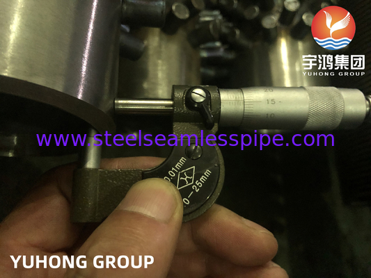 ASTM EN DIN ASTM A106 Gr.B A335 P5 P9 A312 TP304 317L لوله های بالدار