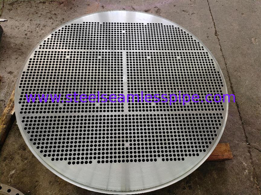 ASME SA-336 F5 لوله های فولاد آلیاژ با مقاومت بیشتر در برابر خوردگی با کروم و مولیبدن