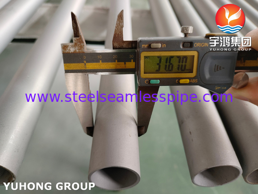 ASTM A268 TP410 لوله بدون درز برای تهویه کننده های بخار و آبگرمکن های آب تغذیه