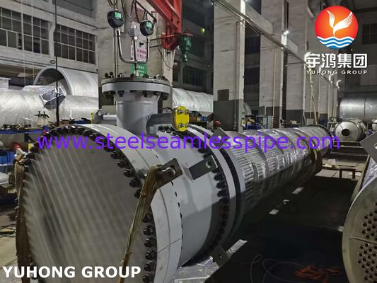 مبادله گرما سر شناور با لوله های 316L و صفحه لوله پوشانده SA350 LF2/316L برای مدیریت خوردگی مقرون به صرفه