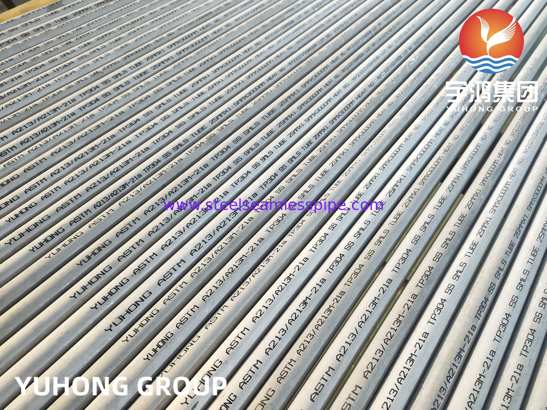 لوله بدون درز فولادی ضد زنگ ASTM A213 TP304 ترشی شده و آنیل شده برای مبدل حرارتی و بویلر