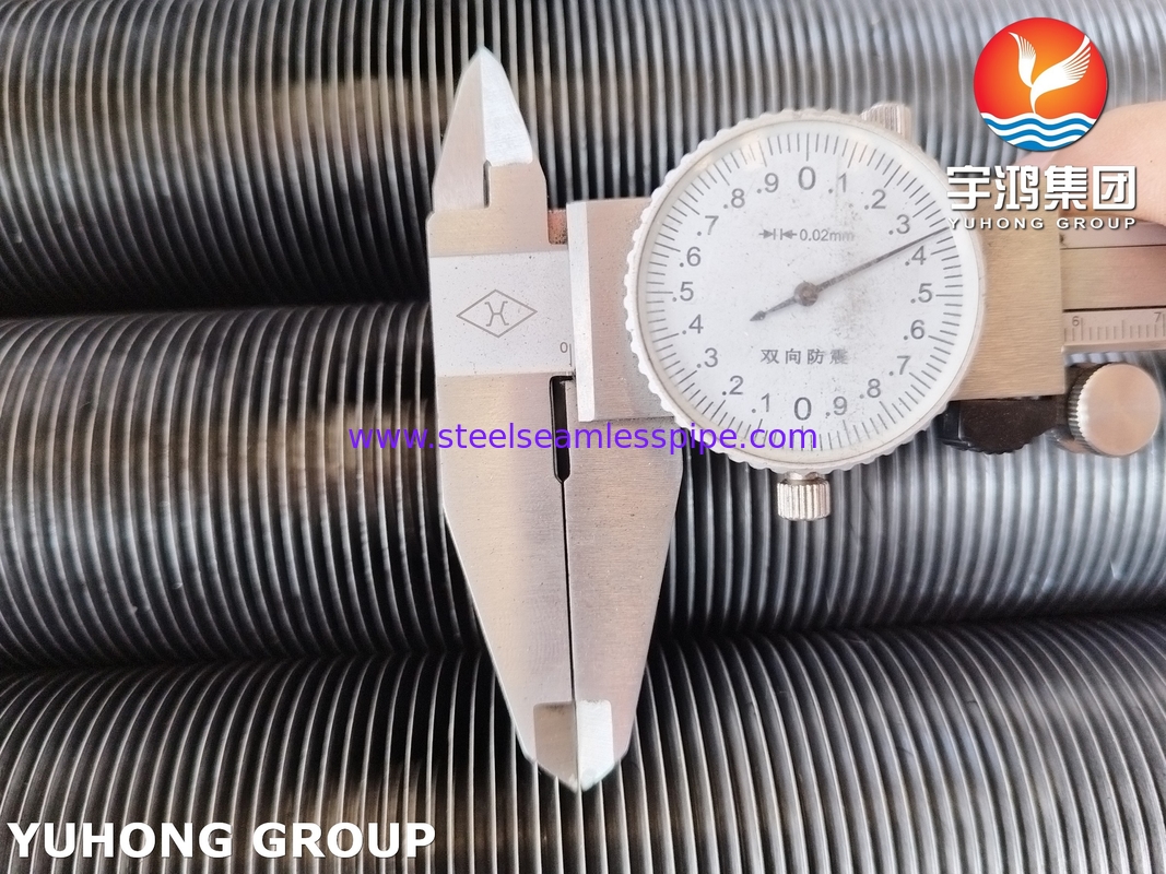 ASTM A213 T5 لوله بدون درز آلیاژ فولاد با Al1060 Fin Strip Fin Tube برای خنک کننده هوا