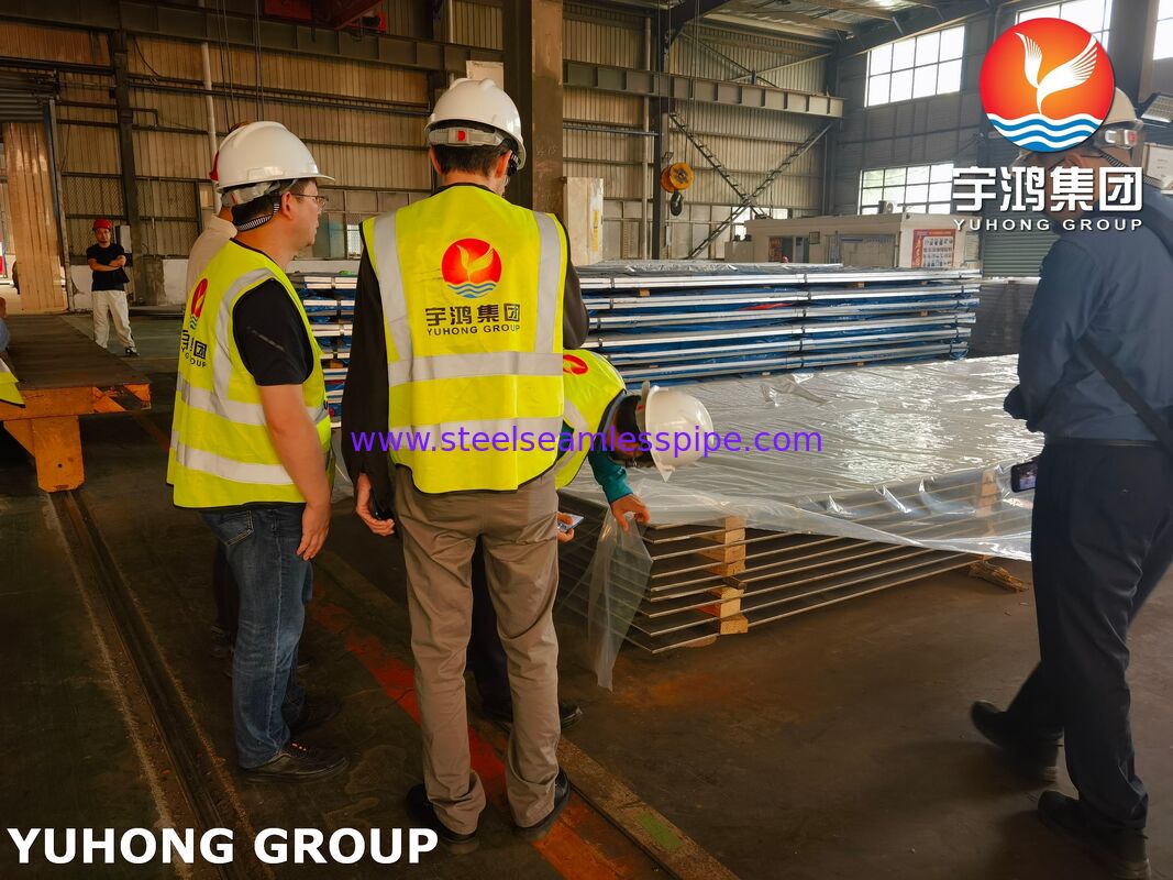 صفحه های پوسته شده از تیتانیوم فولاد قطعات پوسته شده SA516 Gr 70 با ترکیب مواد انفجاری Gr.2