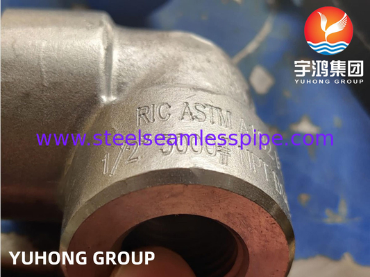 ASTM A182 F53 جعلی آرنج 90deg NPT 3000 # 1/2 